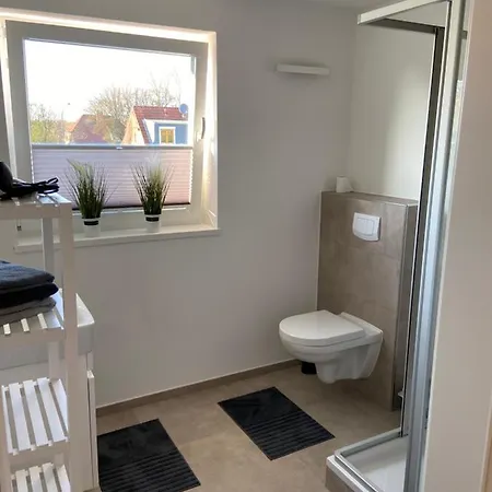 Wesloer Landstrasse 6a Fuer 4 Personen Lubeck