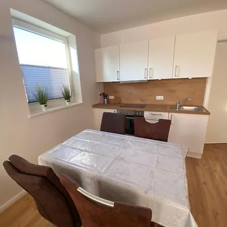 Holiday home Wesloer Landstrasse 6a Fuer 4 Personen *