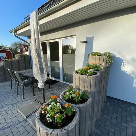 Wesloer Landstrasse 6a Fuer 4 Personen Holiday home Lubeck
